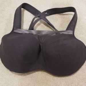 34dd vs sport bra
